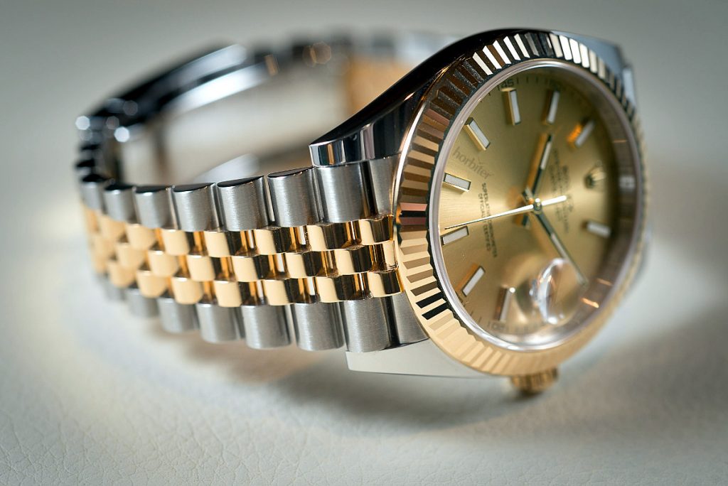 Classic Rolex Datejust Replica Swiss Men’s Watches With Champagne Dials For Sale