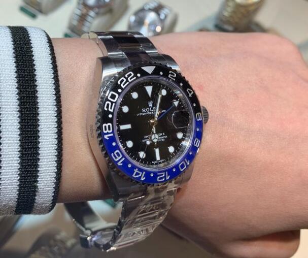 Luxury Rolex GMT-Master II Replica Watch With Black Dial