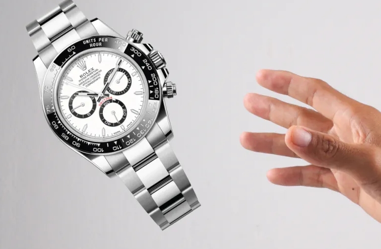 Buying a New 1:1 Fake Rolex Daytona Is Now Almost Impossible